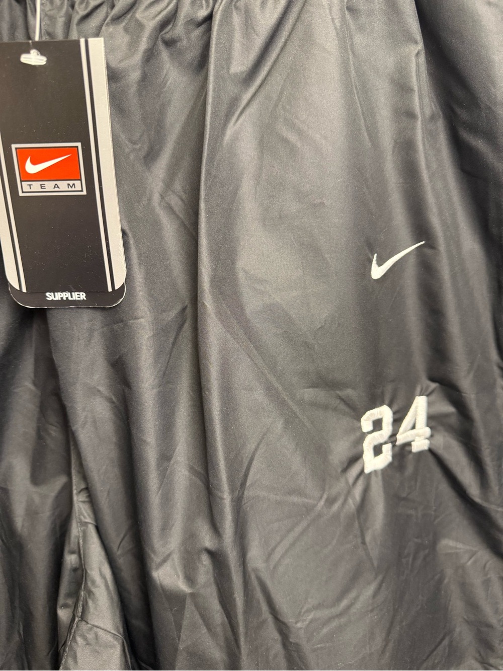 Nike Men’s Black Sweatpants with White Swoosh and '24' Detail - Picture 3 of 10